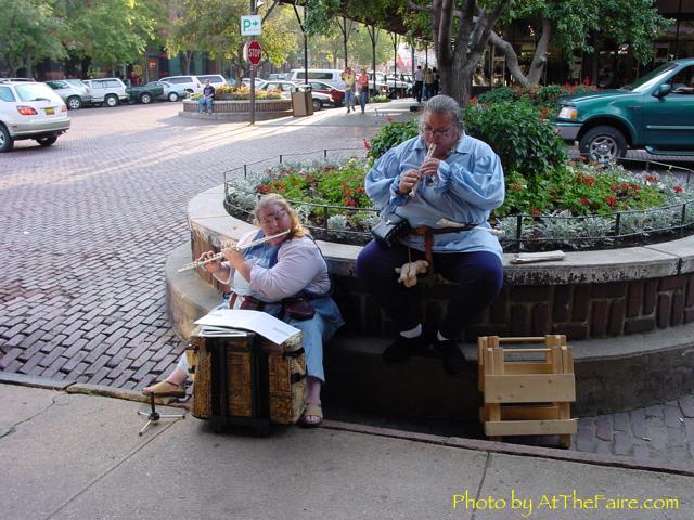 Full Size Image = 576 K