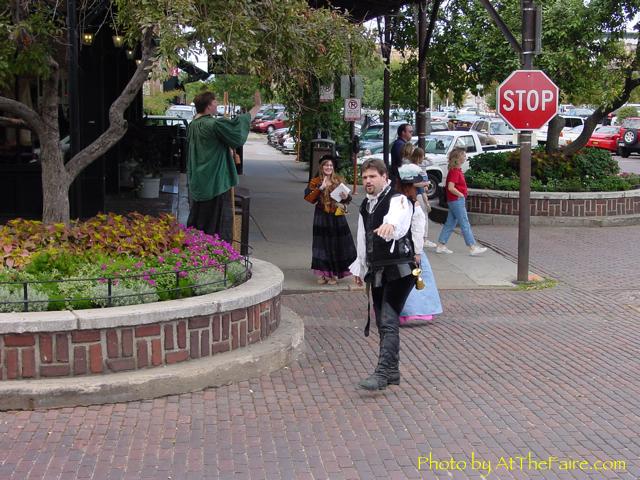 Full Size Image = 588 K