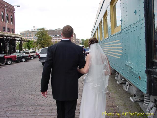 Full Size Image = 550 K