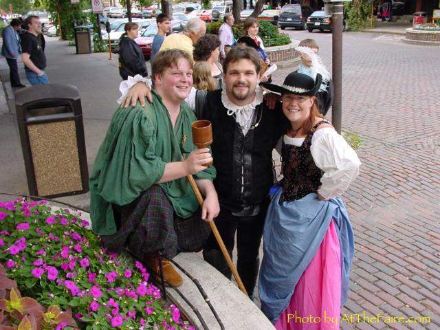 Full Size Image = 565 K